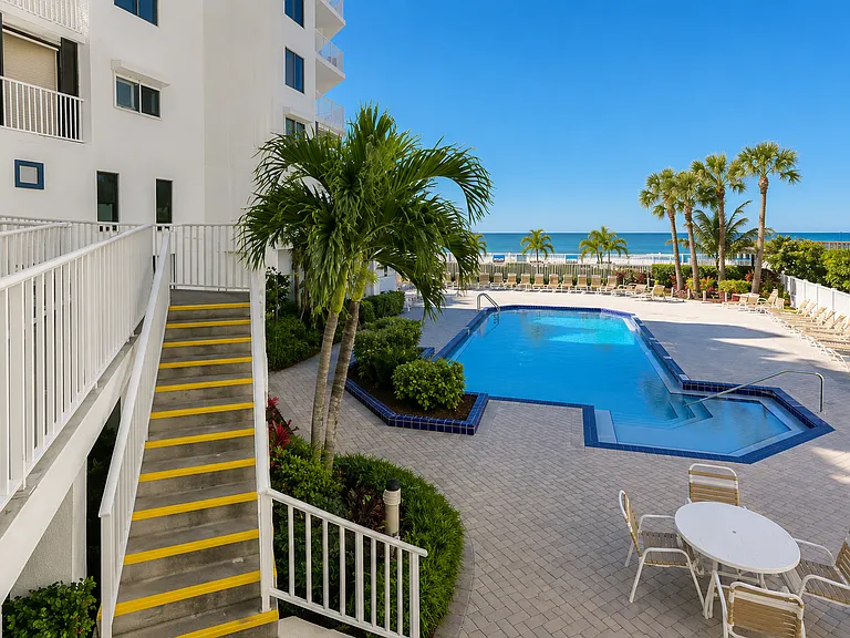 18450 Gulf Blvd #102 — Photo 13