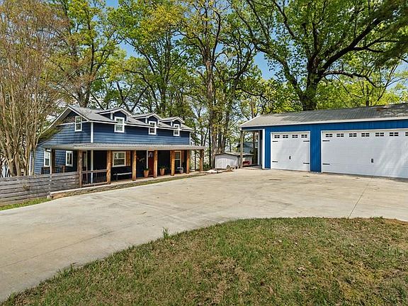 2nd image of 220 Old Millwood Rd