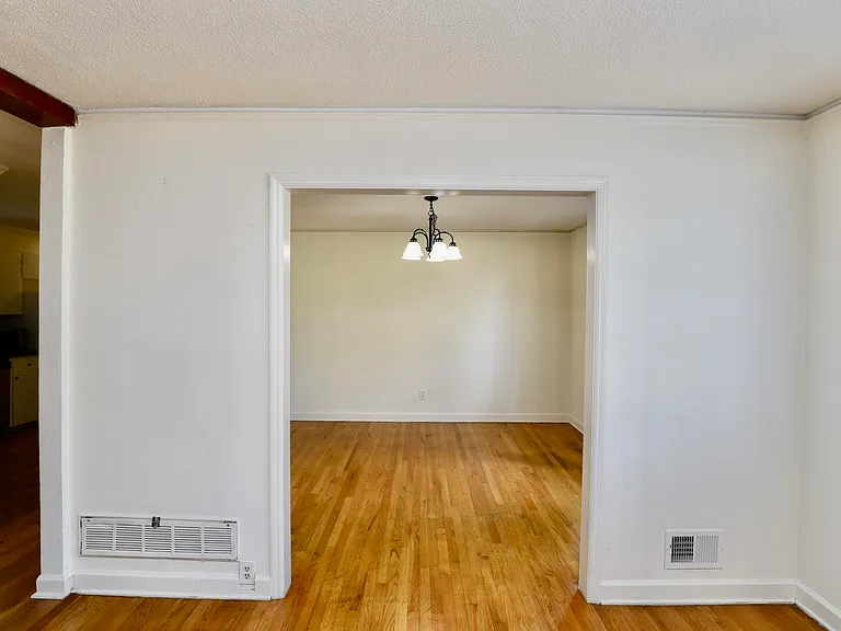 1912 Dominion Dr — Photo 18