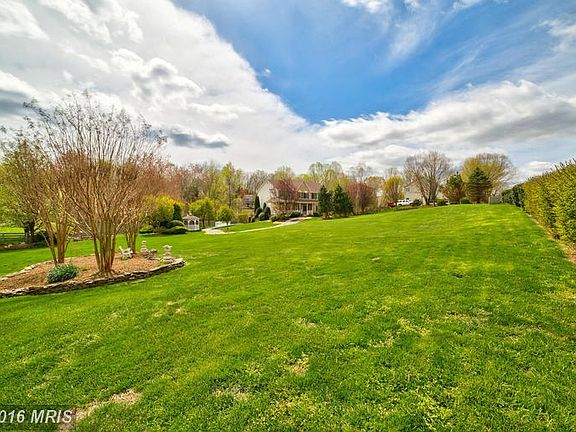 3rd image of 6071 Kirkland Dr