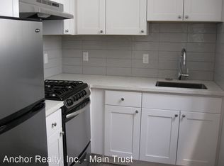 1677 Sacramento St #2, San Francisco, CA 94109