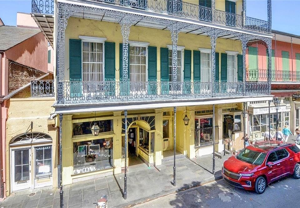 1st image of 431 Royal St APT 6