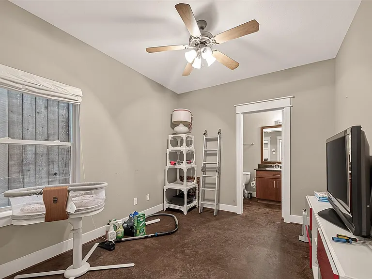 1510 Crockett St #B — Photo 18