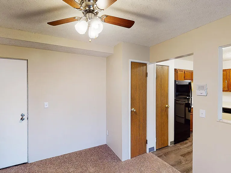 Quail Meadow Apartments — Photo 30