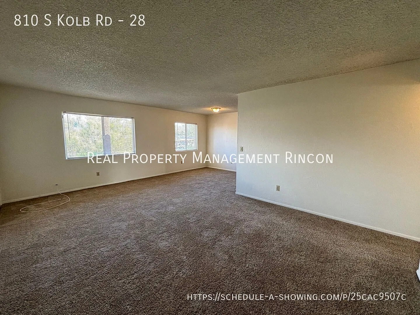 2 Bed/1 Bath Condo in Convenient East Side Location! — Photo 2