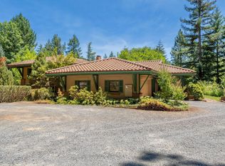 330 W Pickett Creek Rd, Grants Pass, OR 97527
