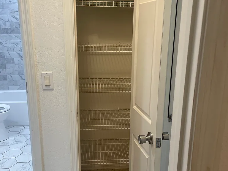 18119 Lake Worth Blvd — Photo 15