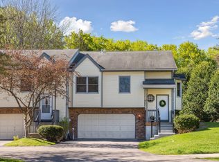 7297 Bren Ln, Eden Prairie, MN 55346