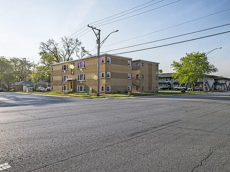 12507 S Ashland Ave — Photo 18