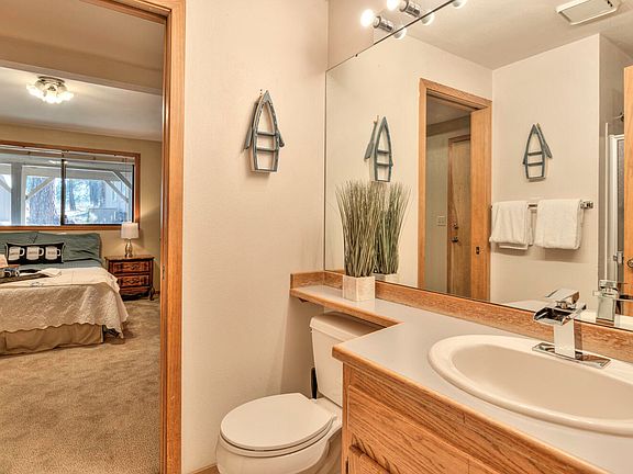 4th image of 57010-3 Coyote Ln