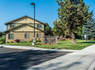 2050 SW Timber Ave, Redmond, OR 97756