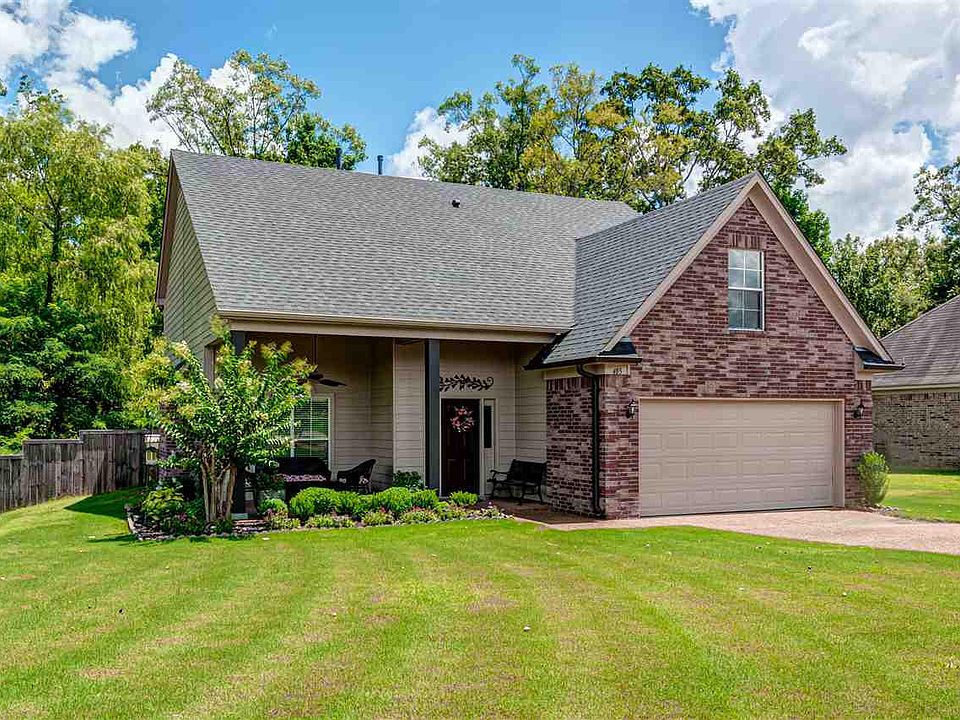 1st image of 485 Tate Dr