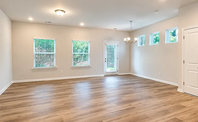 3 bed, 2.5 bath, 1443 sqft, $2,400 — Photo 2
