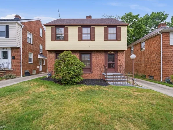 4394 Baintree Rd, University Heights, OH 44118