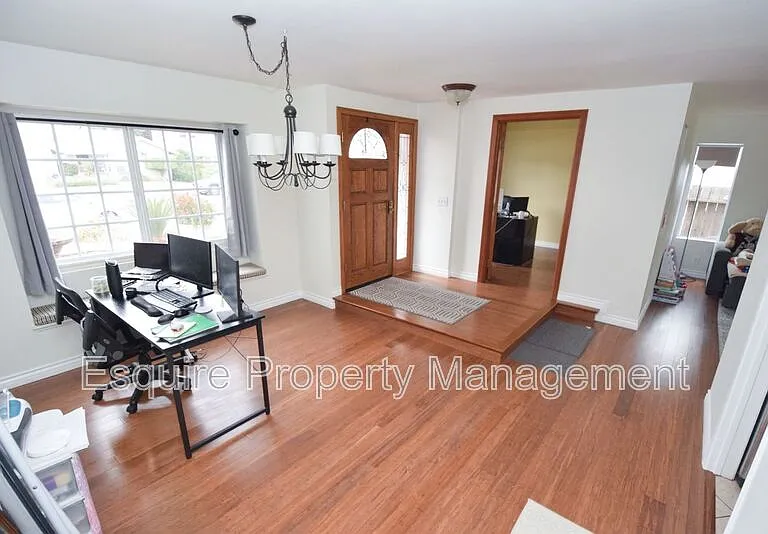 9014 McCloud Dr — Photo 10