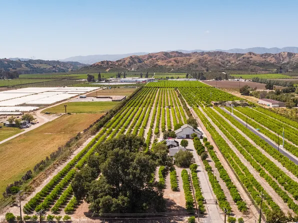 13721 W Telegraph Rd, Santa Paula, CA 93060