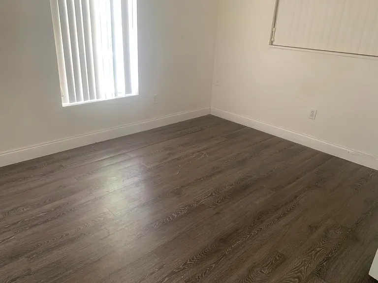 9640 SW 1st Pl — Photo 7