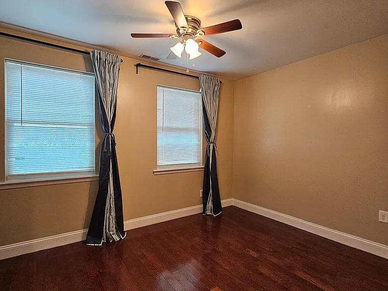 2343 Moore St — Photo 13