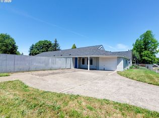 426 S 37th Pl, Springfield, OR 97478