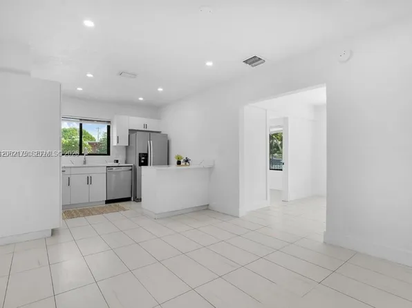 1918 NW 19th Ave, Miami, FL 33125