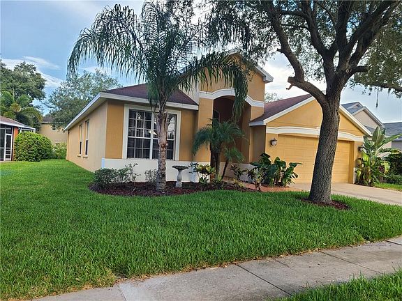 3rd image of 11212 Avery Oaks Dr