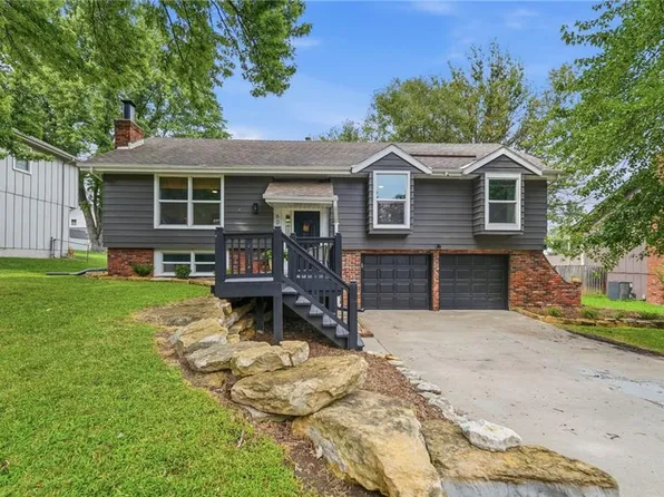 604 E Northview St, Olathe, KS 66061