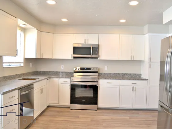 Main St Duplex, 1688 N Main St #1, Centerville, UT 84014