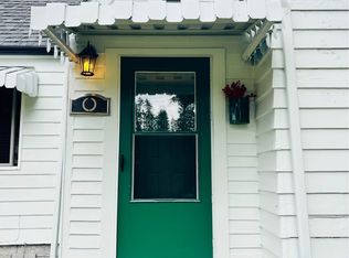 108 S 124th St, Seattle, WA 98168