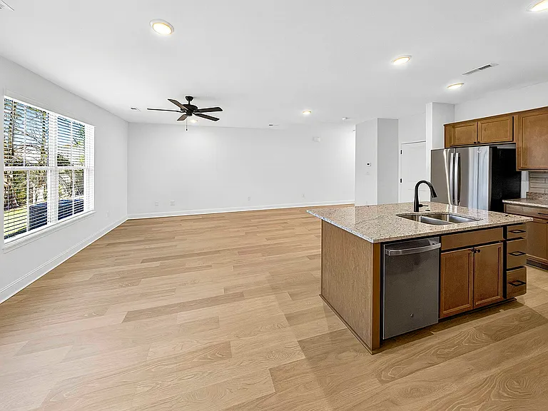 Modern colors, gracious spaces