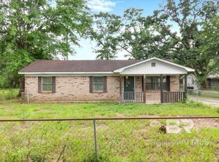 112 E Hurricane Rd, Bay Minette, AL 36507
