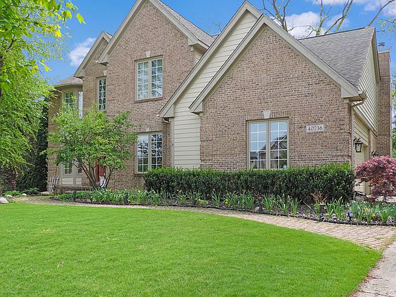 3rd image of 40736 Coachwood Cir