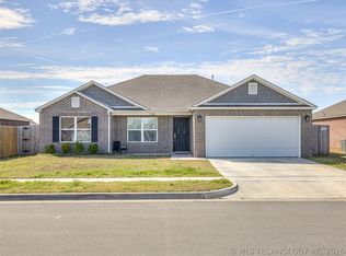7520 E 157th Pl S, Bixby, OK 74008