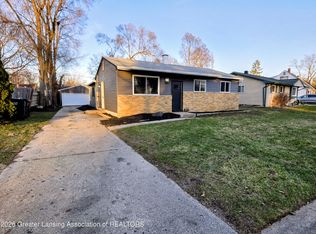 3721 Kendalwood Dr, Lansing, MI