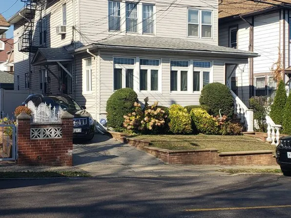 10515 27th Ave, Flushing, NY 11369