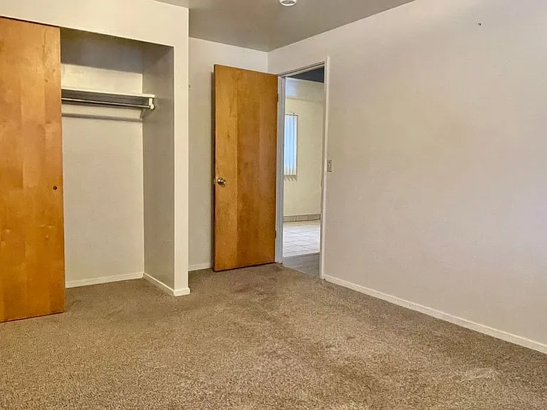 2855 Adams Ave — Photo 9