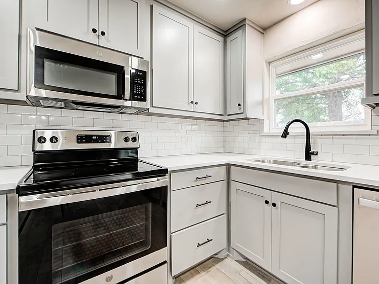 501 N Morgan Dr — Photo 17