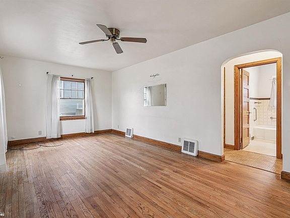 2nd image of 1307 W Church St