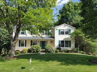 2225 Woodmont Dr, Export, PA