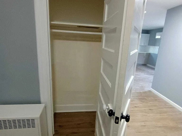 166 Ridgewood Ave — Photo 11