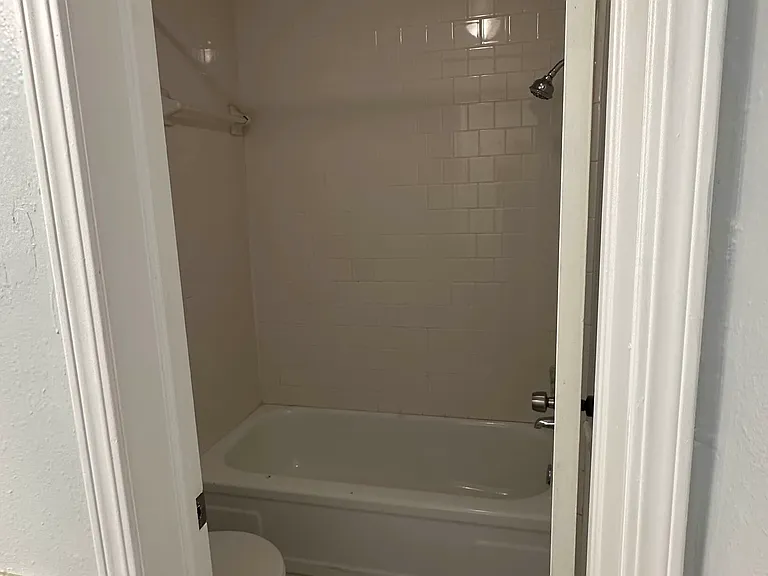 1825 E Lindsey St #2 — Photo 10