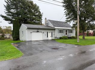 6 Denton Ave, Whitesboro, NY 13492