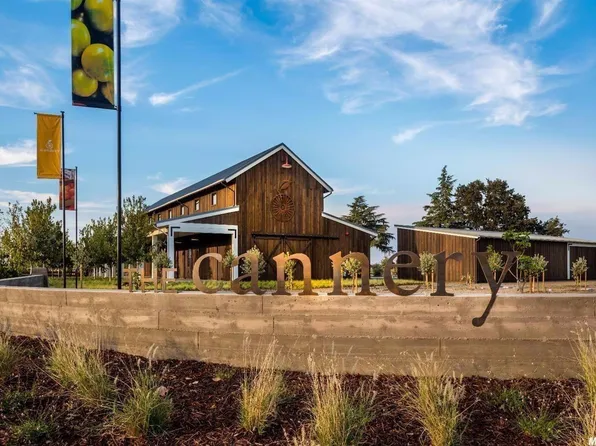 1669 Harvest St, Davis, CA 95616