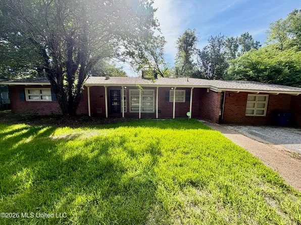 1414 Shelby Dr, Clarksdale, MS 38614