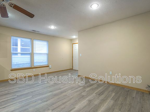3rd image of 11302 E 20th St S #A