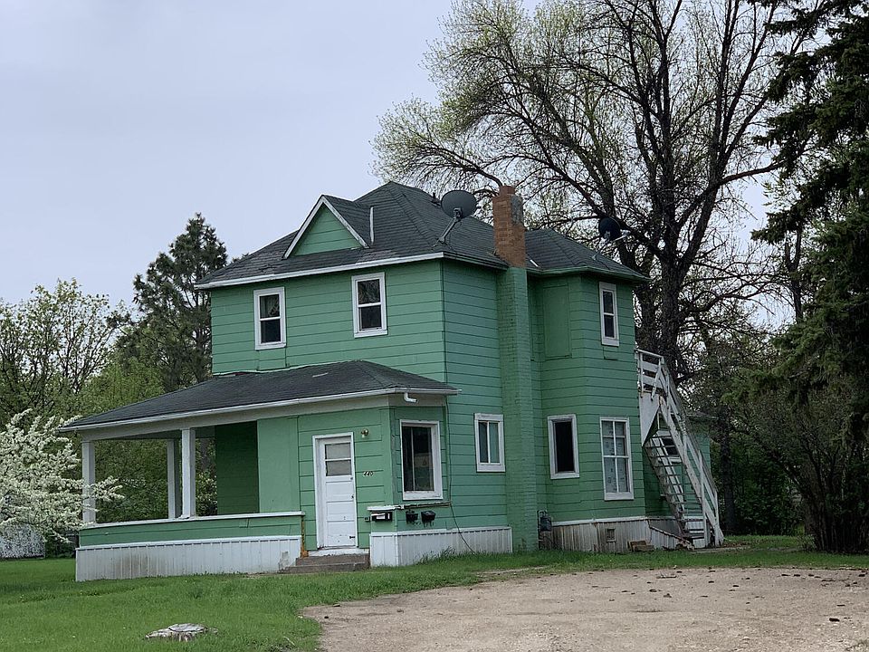 2nd image of 440 W 6th St