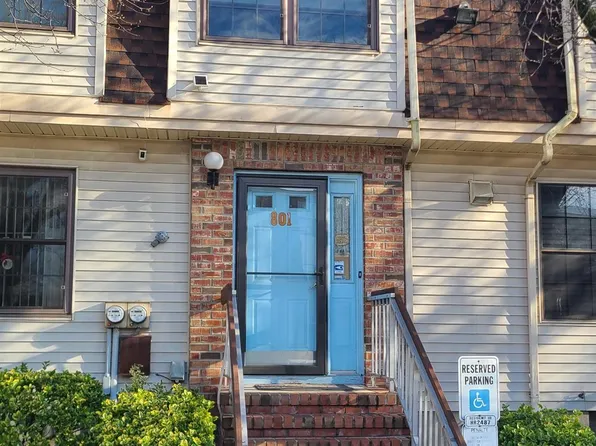 801 Hidden Village Dr, Perth Amboy, NJ 08861