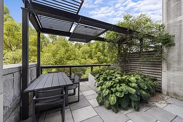 90 Furman Street, #208