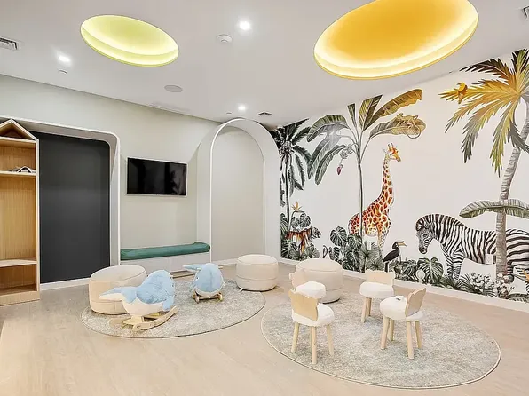 69 Adams Street image 9 of 17