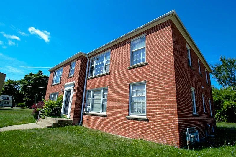 6069 W. Appleton Ave. (4 Unit) — Photo 2