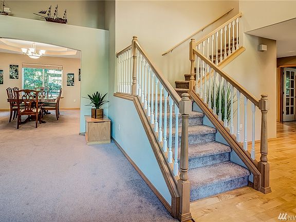 5th image of 1110 Hughes Ln
